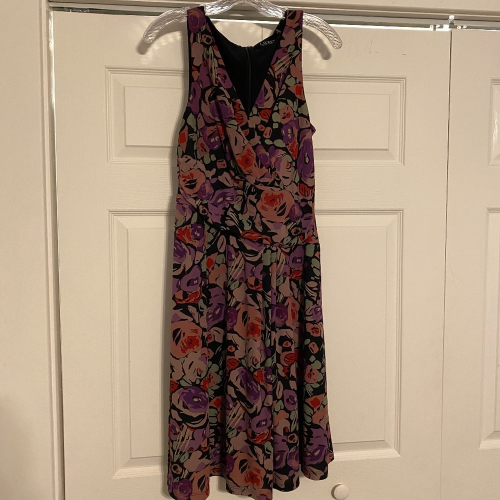 Ralph Lauren Floral V-Neck A-Line Dress Size 6 NWT